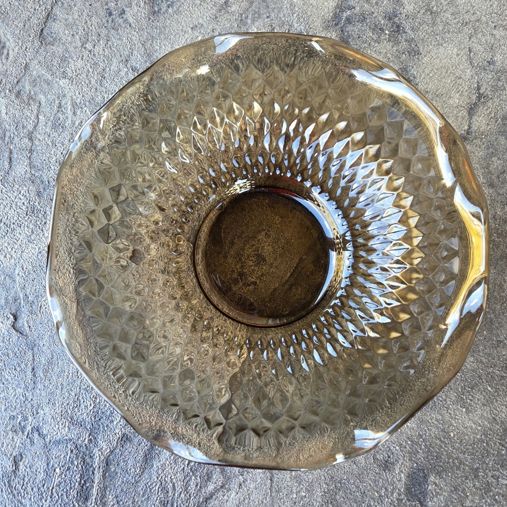 MCM Vintage Indiana Glass Brown Diamond 10 Inch Ruffled Edge Serving Bowl - Picture 2 of 5